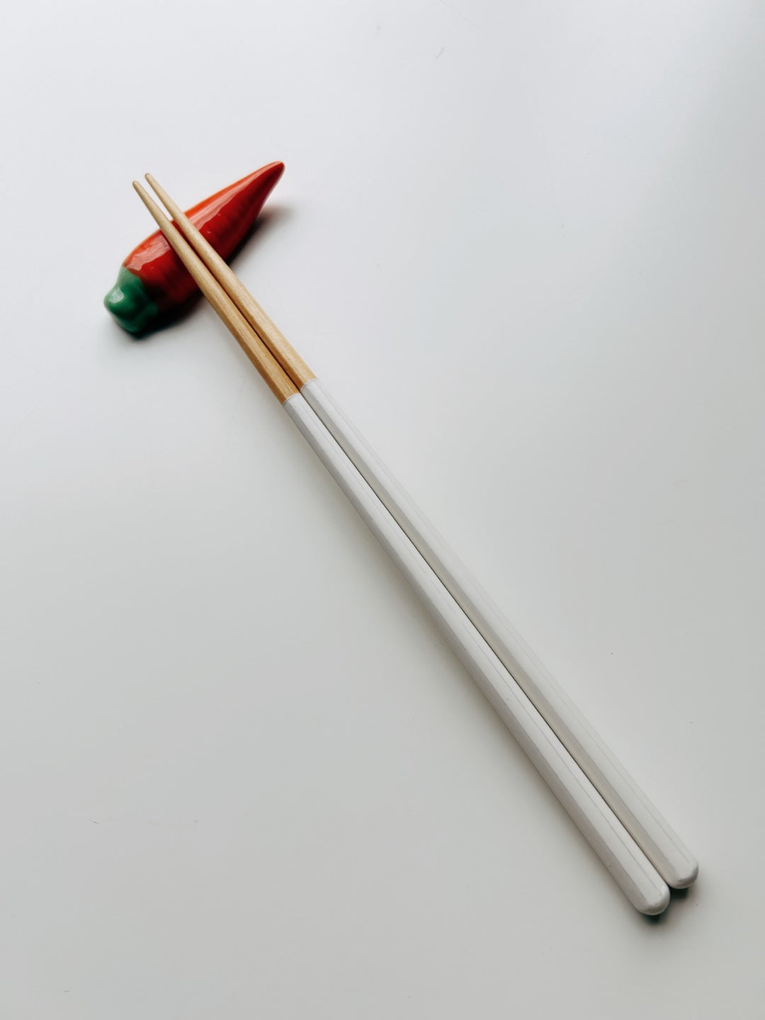 Vegee Chopstick Rest