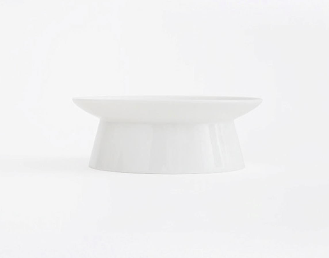 Simple White Footed Plate
