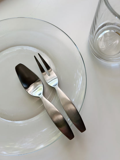 Almond Dessert Spoon and Fork Set