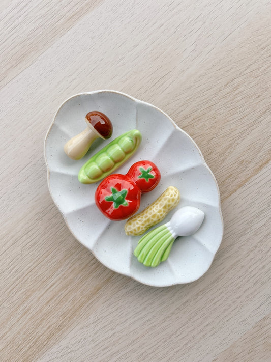 Vegee Chopstick Rest