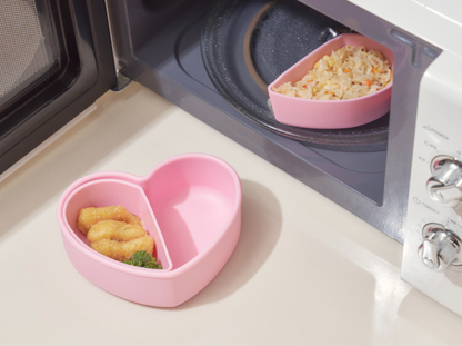 Microwave safe heart-shaped kids lunchbox made of platinum silicone – made in Korea